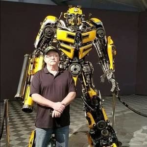 Meet your Posher, Dennis